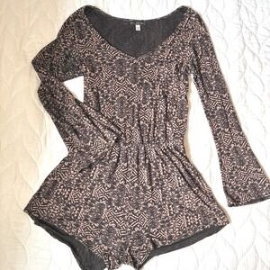 Billabong Geometric Bell Sleeve Romper SOFT Boho Earthy Tribal Indie Medium
